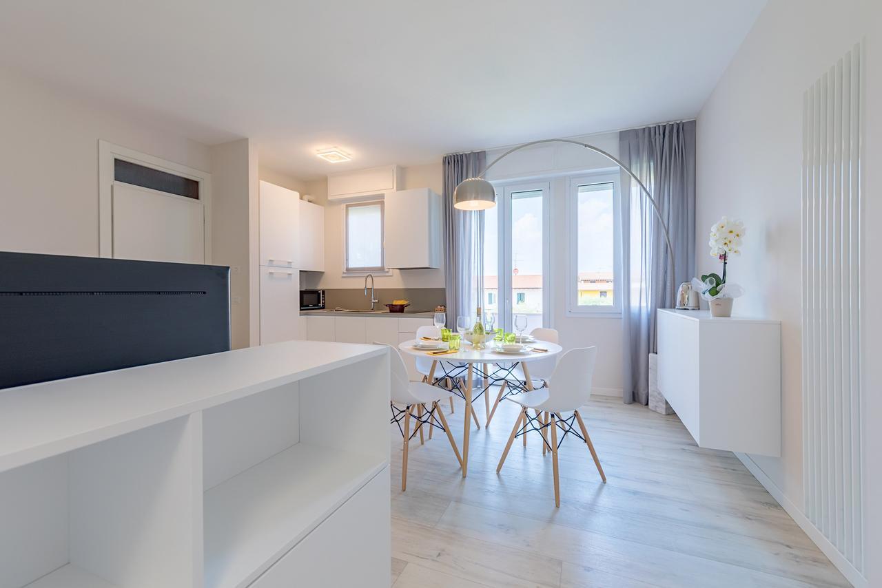Appartamento Valeria by Wonderful Italy Sirmione Esterno foto