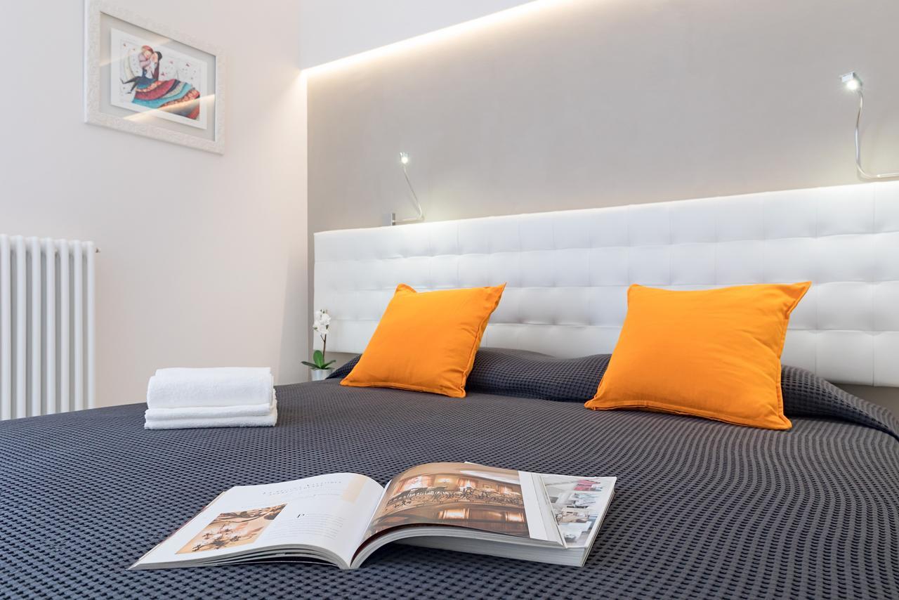 Appartamento Valeria by Wonderful Italy Sirmione Esterno foto