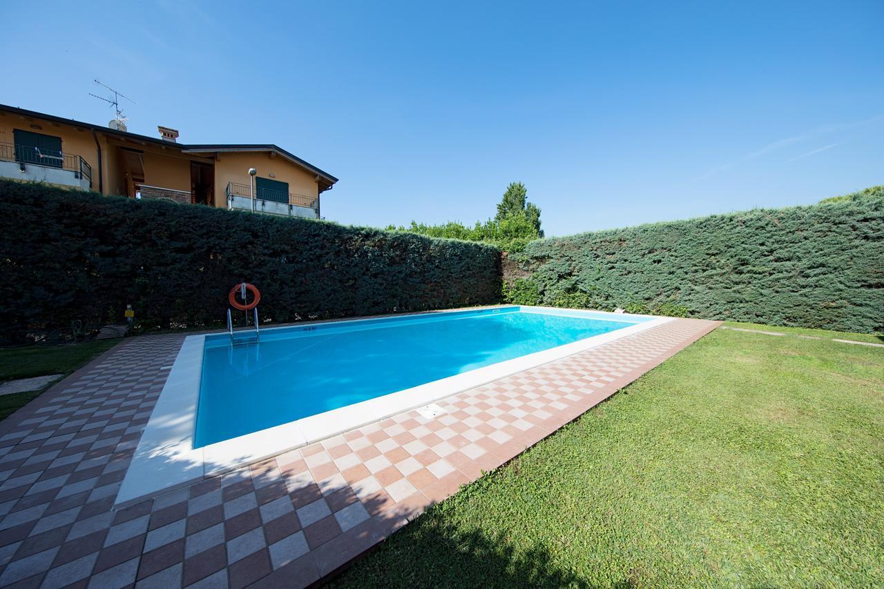 Appartamento Valeria by Wonderful Italy Sirmione Esterno foto