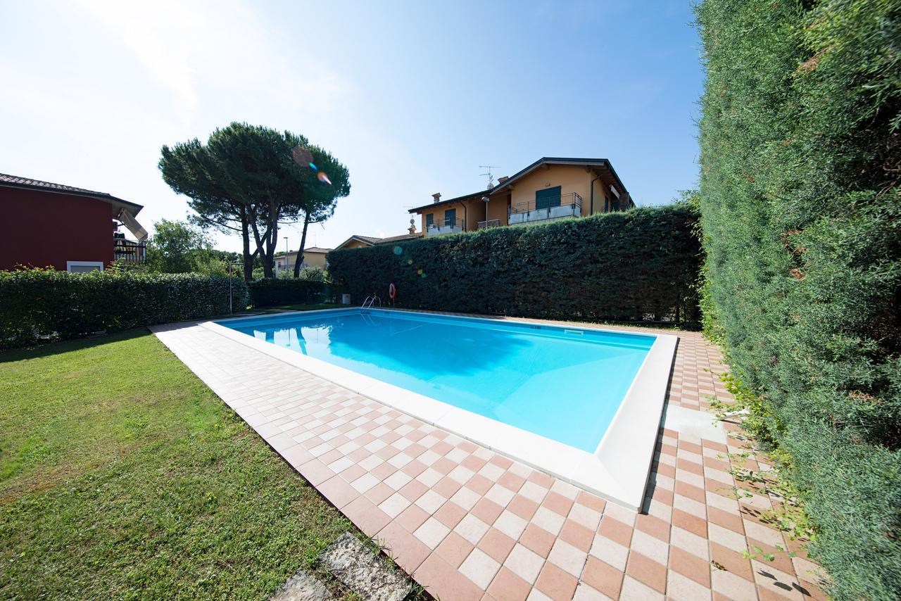 Appartamento Valeria by Wonderful Italy Sirmione Esterno foto
